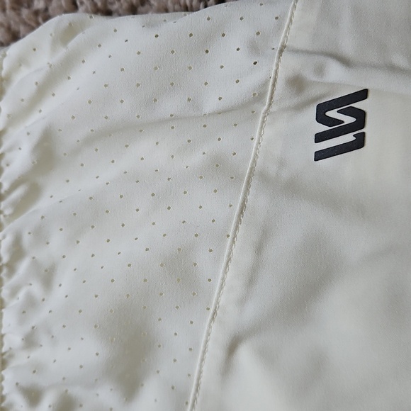 VRST 5" accelerate pale yellow running shorts, size XL, NWT - Picture 7 of 8